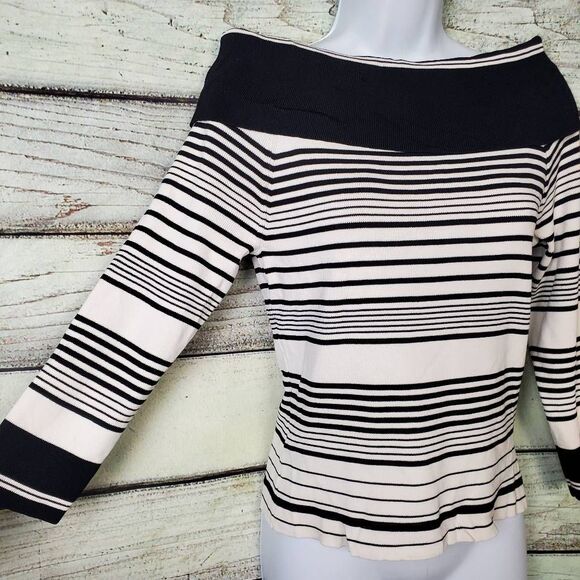 Gypsies & Generation Women’s Small Black White Striped Off-Shoulder Sweater - Picture 3 of 7